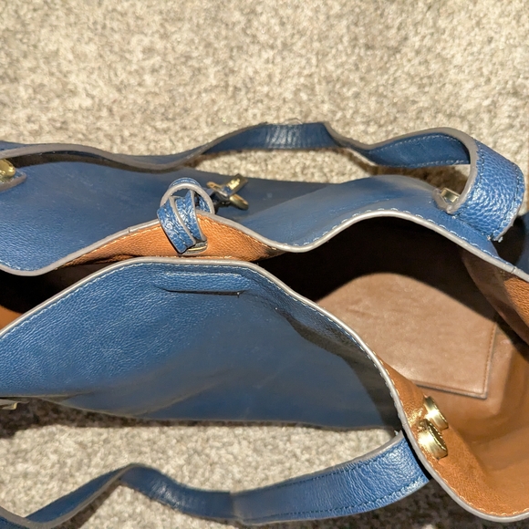 Calvin Klein Blue Leather Tote Bag - Picture 4 of 10